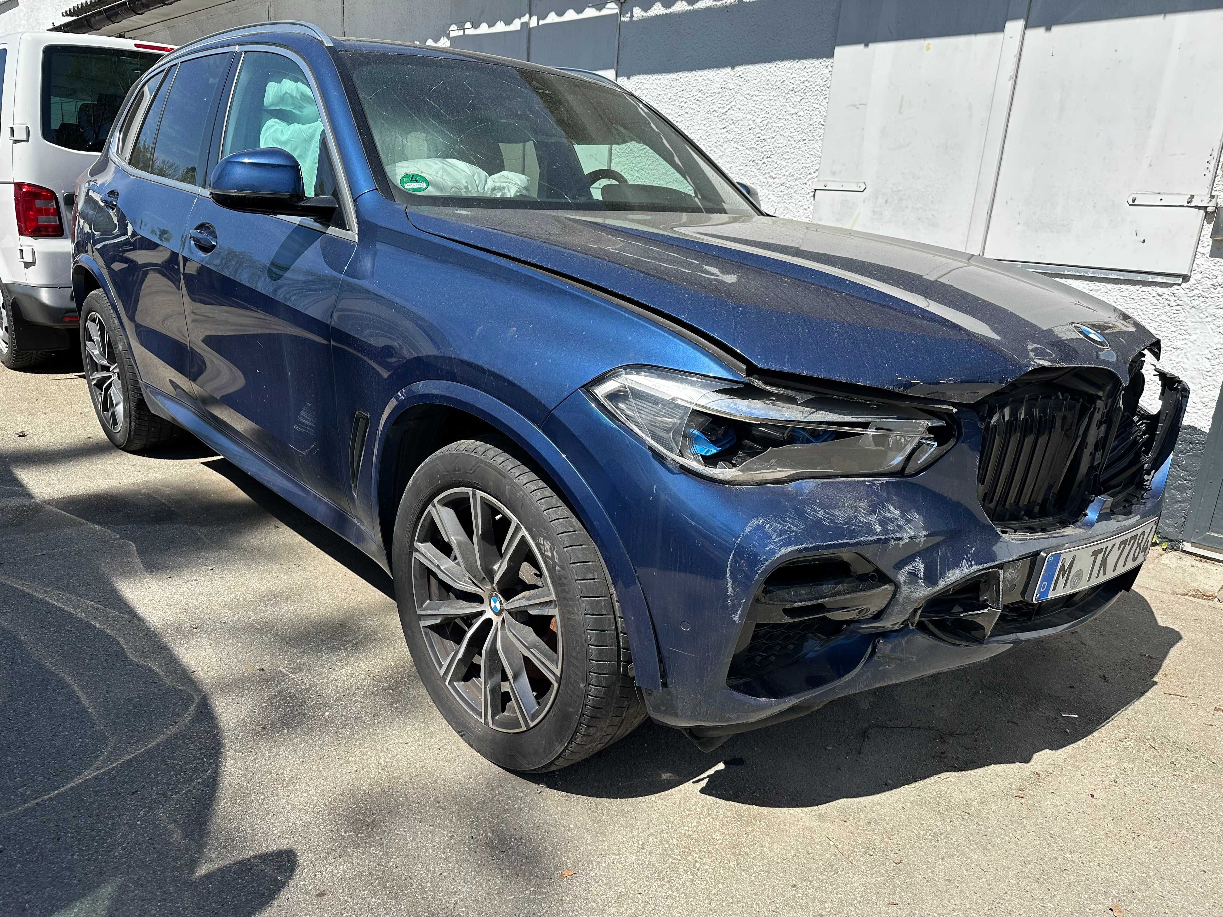 Розбірка транспорт на запчастини  BMW X5 X6 G05 G06