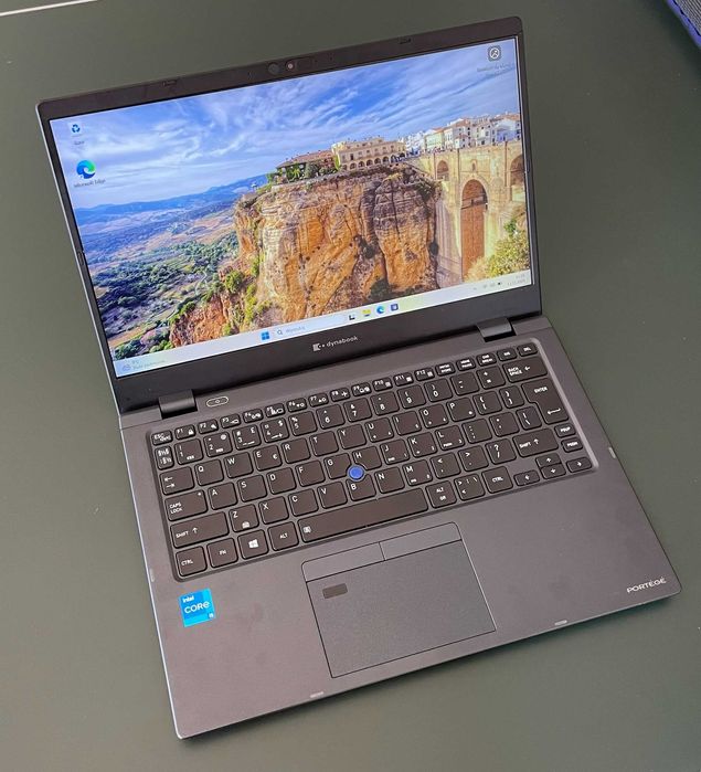 Lekki i mały Dynabook PORTEGE X30L-J |i5-11 gen |16GB RAM |SSD 256GB