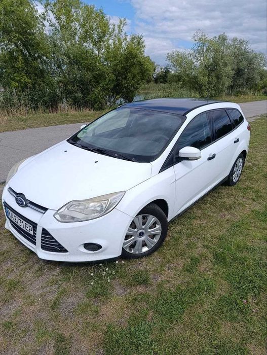 Ford Focus 2014 1.6 л • Дизель