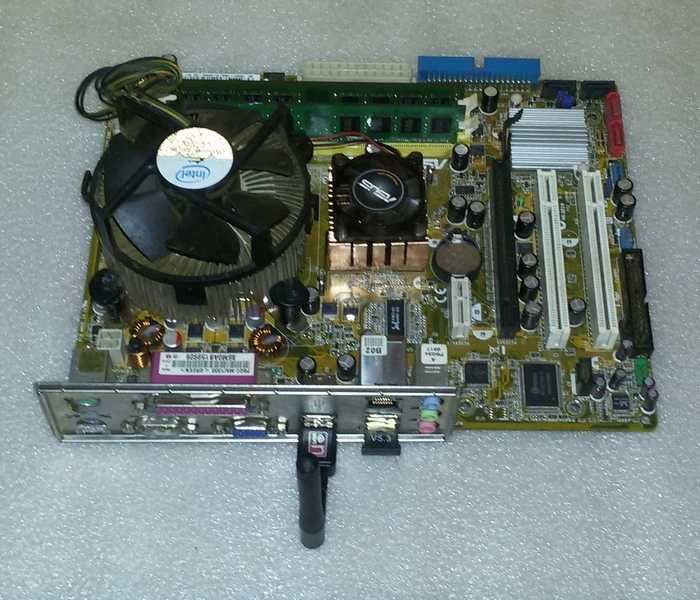 Продам в сборе: Материнская плата Asus  P5GC MX-1333