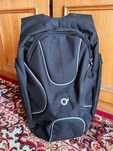 Topgal BAG 012 N czarny solidny i wygodny plecak na laptopa do 17cali