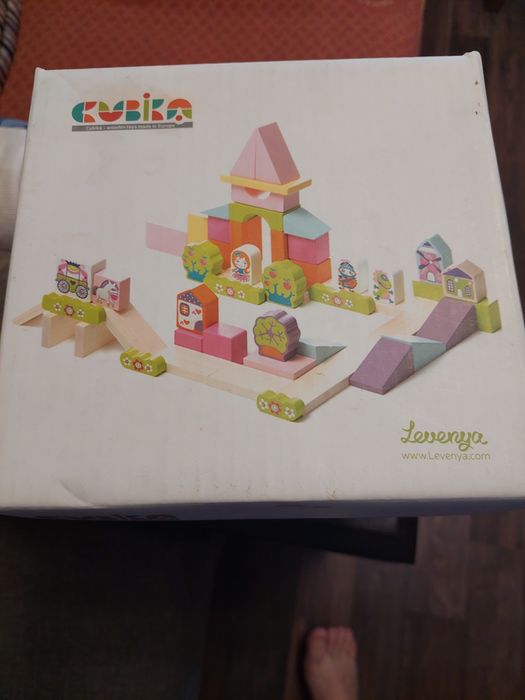 Дерев'яні іграшки дитячі