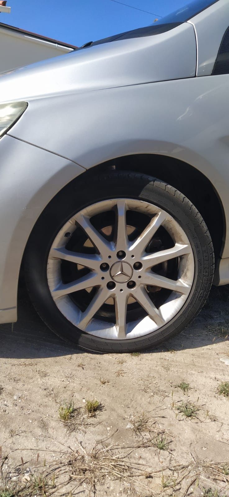 Mercedes B200 turbo de 2005,  gasolina e gpl com 193cv,