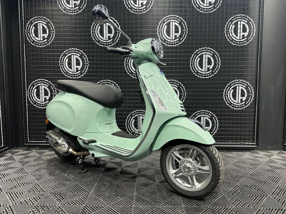 Vespa Primavera 125