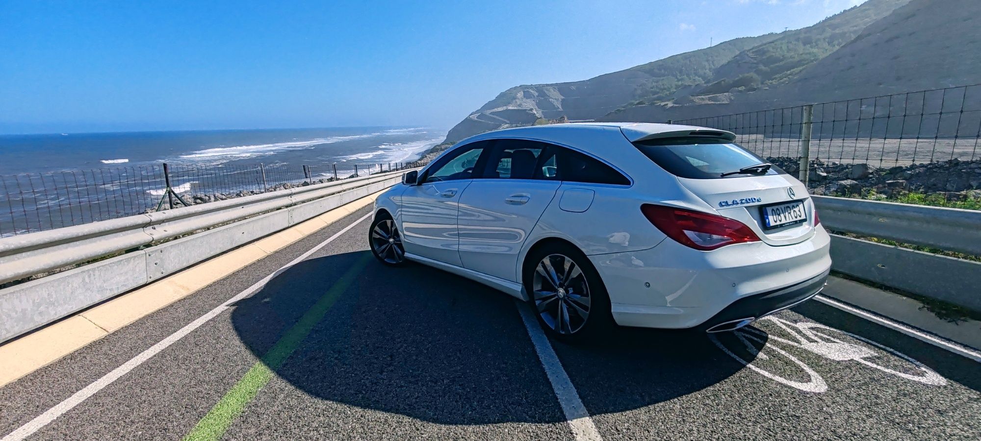 Mercedes Benz CLA 200 shooting brake Urban