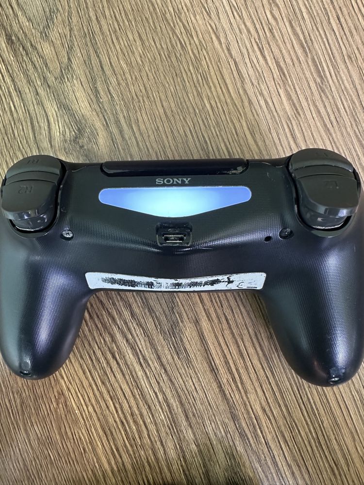 DualShock 4 під ремонт