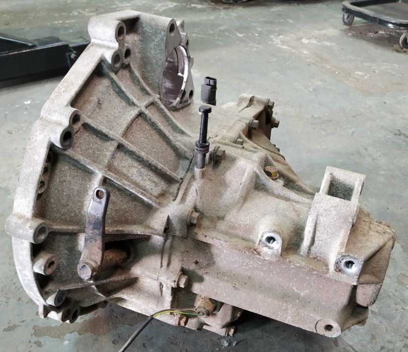 Caixas de velocidades MG f mgf ou tf / zr 1.8