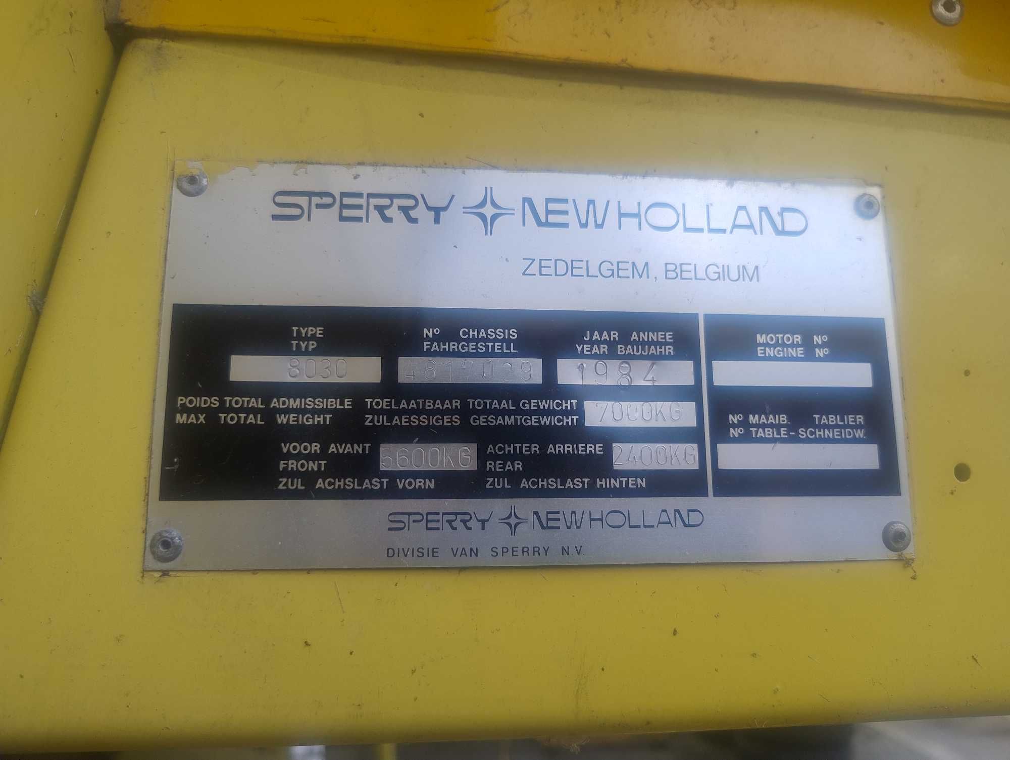 Kombajn zbożowy New Holland Clayson 8030