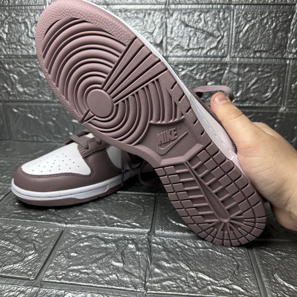 Чоловічі кросівки Nike Dunk Low Brown/White DV0833-112