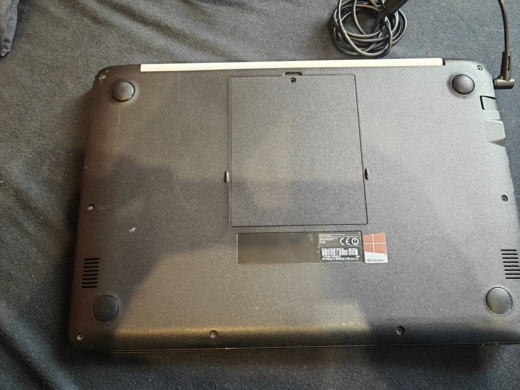 Laptop Asus E402MA Intel Pentium 4x2.66GHz