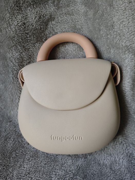 Сумочка бежева fungoofun