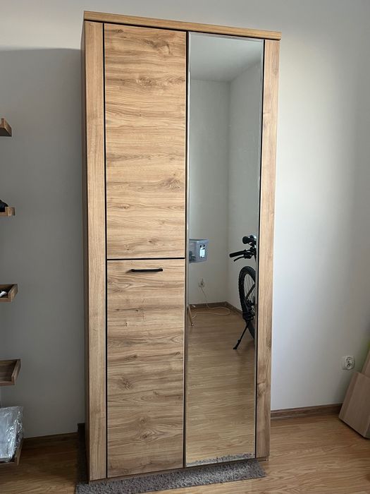 Szafa do przedpokoju Agatameble na buty i krótki