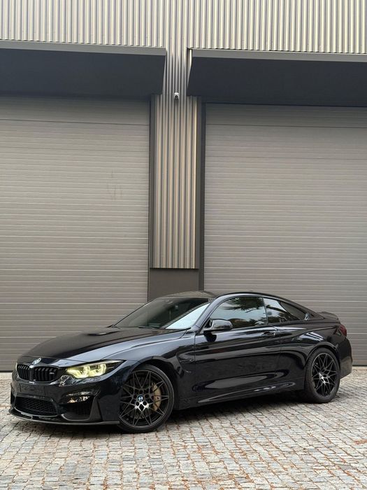 BMW M4 Coupe DKG Competition