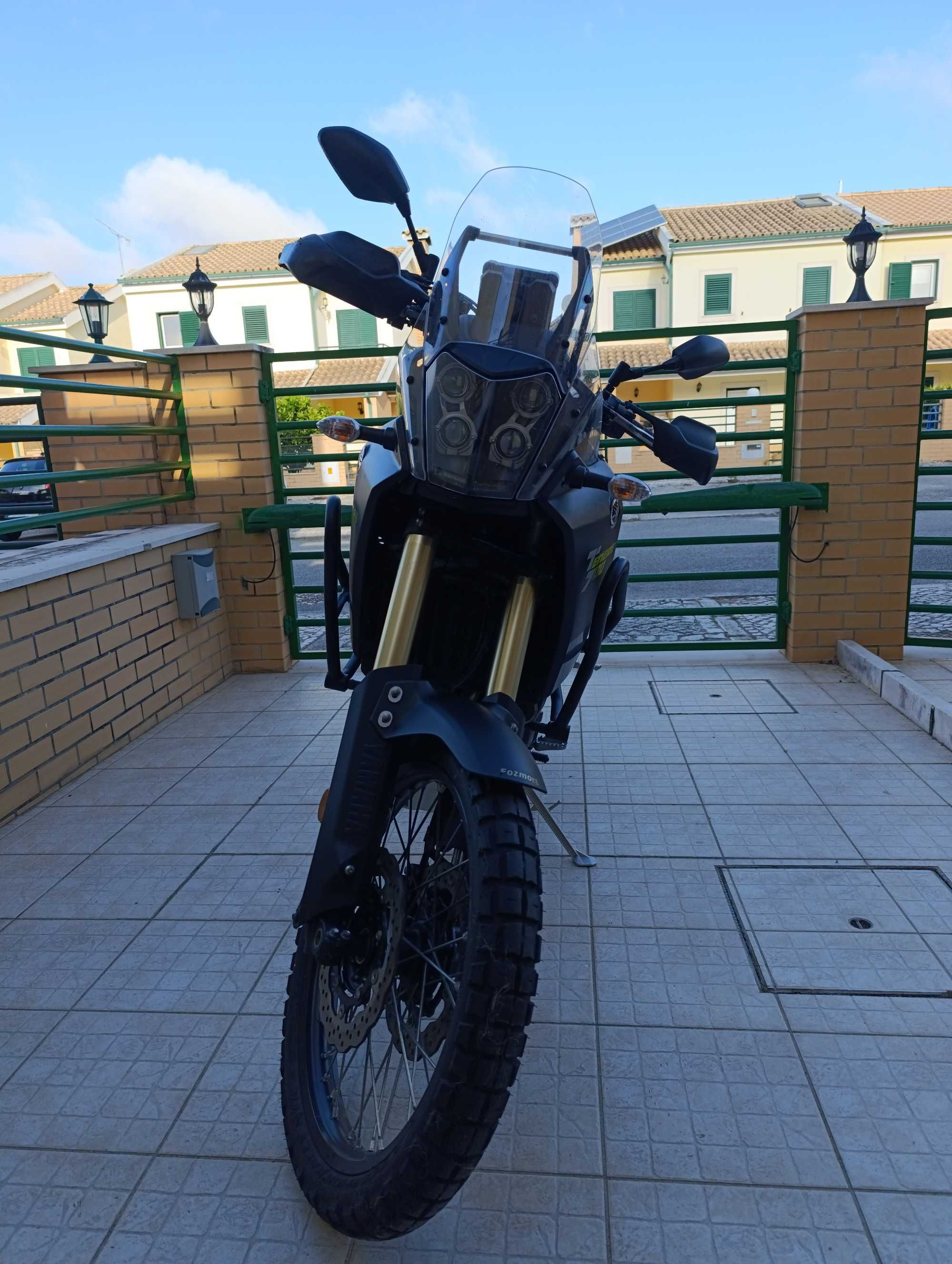 Tenere 700 como nova!