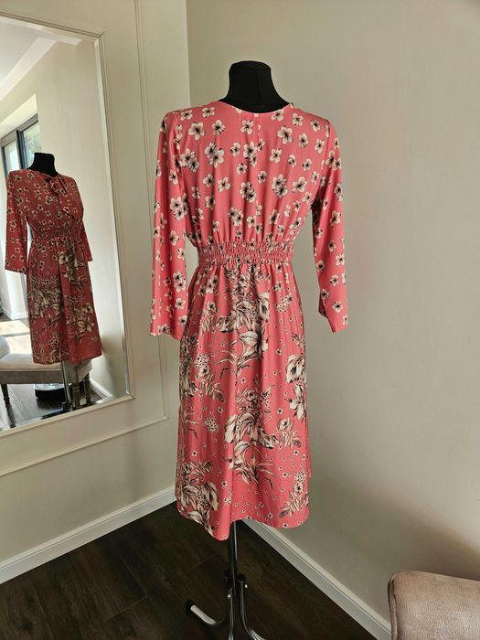 Sukienka midi różowa beżowe kwiaty L XL