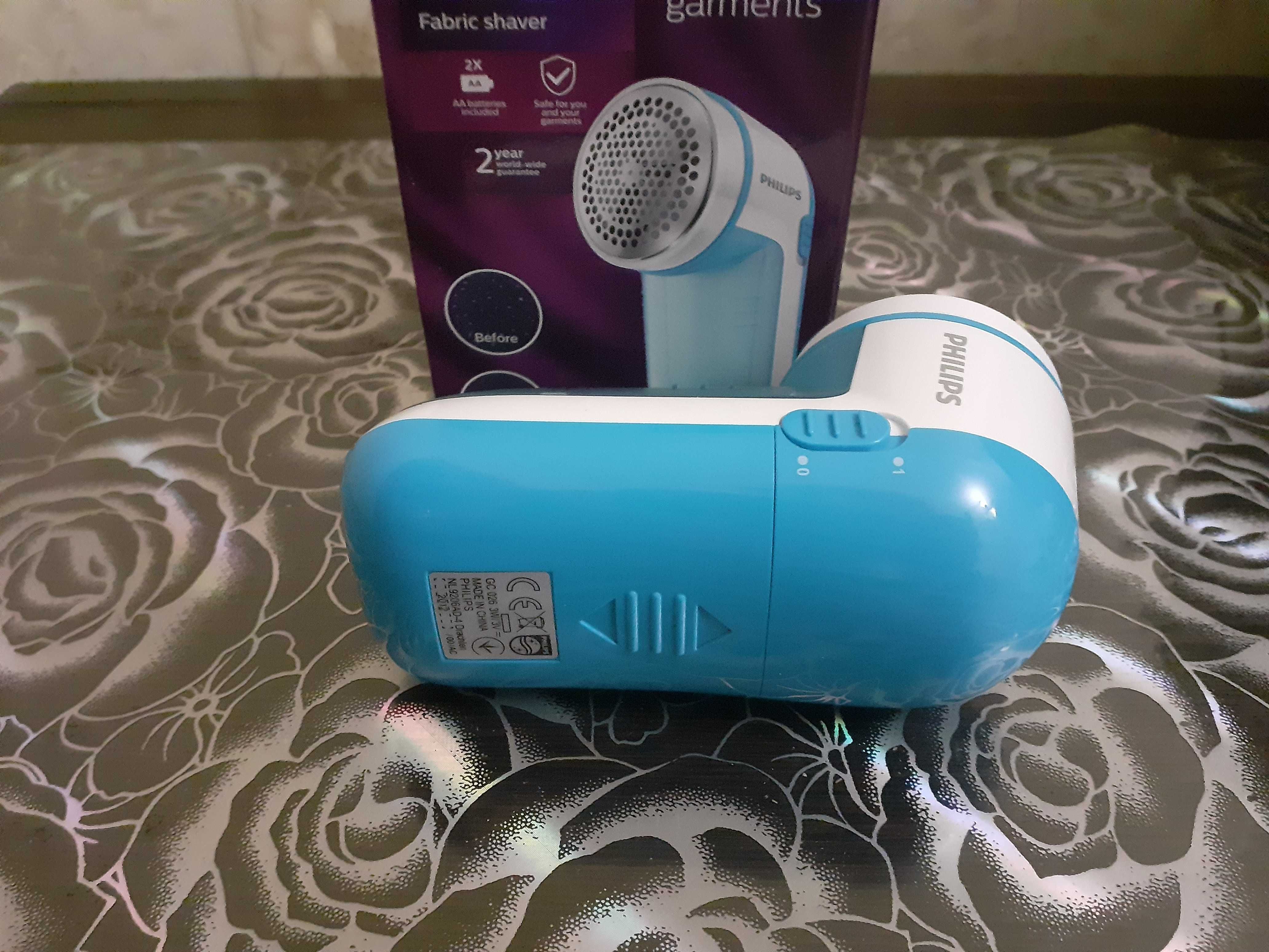 Машинка для стрижки катишків PHILIPS Fabric Shaver GC026/00 Blue
