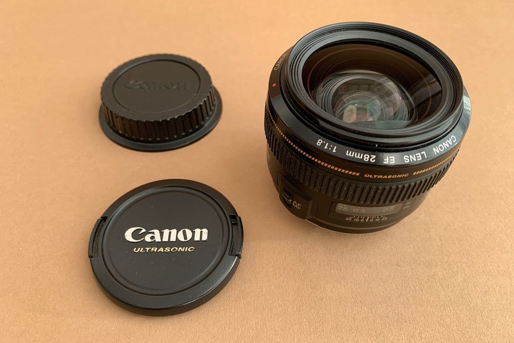 Canon EF 28mm/1.8 - super stan, 100% OK