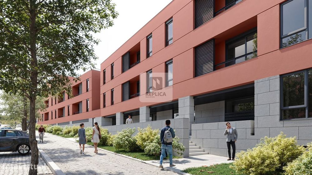 Apartamento T3 com Varanda e Garagem no Ouro Valley