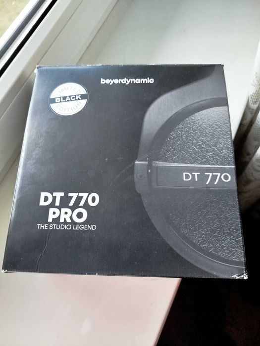 Навушники Beyerdynamic DT 770 PRO Limited Edition Black 250 ohms