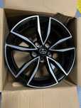 Oryginalna Felga Toyota „czarna” 17 cali 17" 5X114,3 Jedna Sztuka