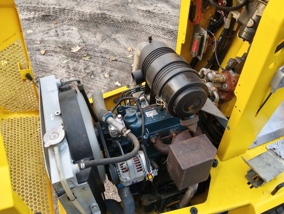 Ścielarka samojezdna TWINCA MIGHTY / Stan Igła Miniładowarka Bobcat