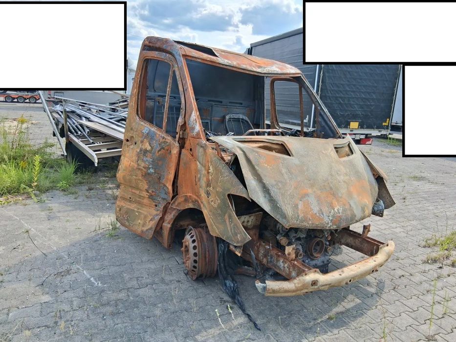 Mercedes-Benz sprinter  516r  rama koła bliżniaki 2-MBsprinter 2017r Pomoc Drogowa