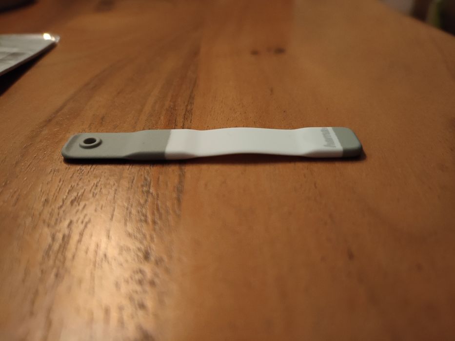 Opaska magnetyczna na kable Hama