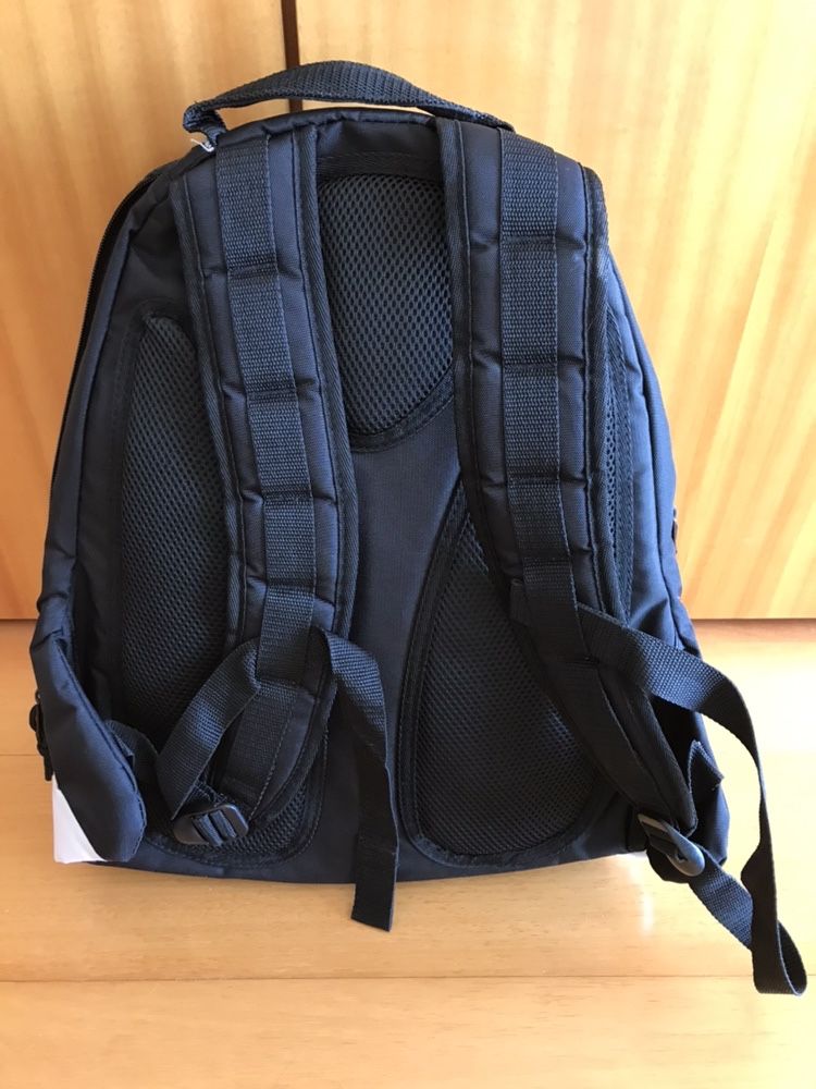 Mochila para portátil HP nova