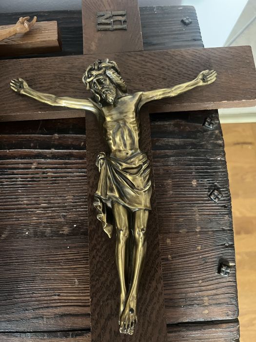 Stary drewniany  krzyż