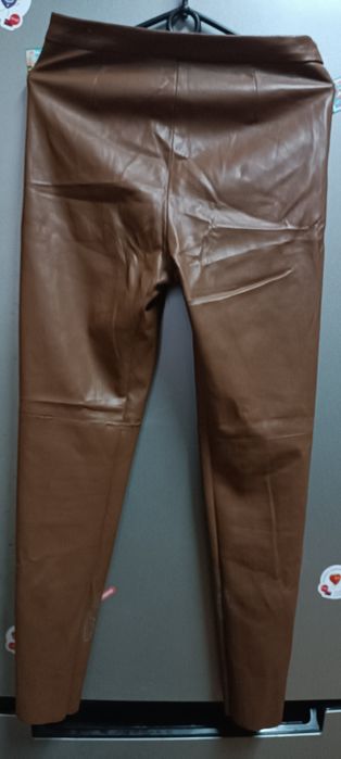 Zara. Брюки кожаные