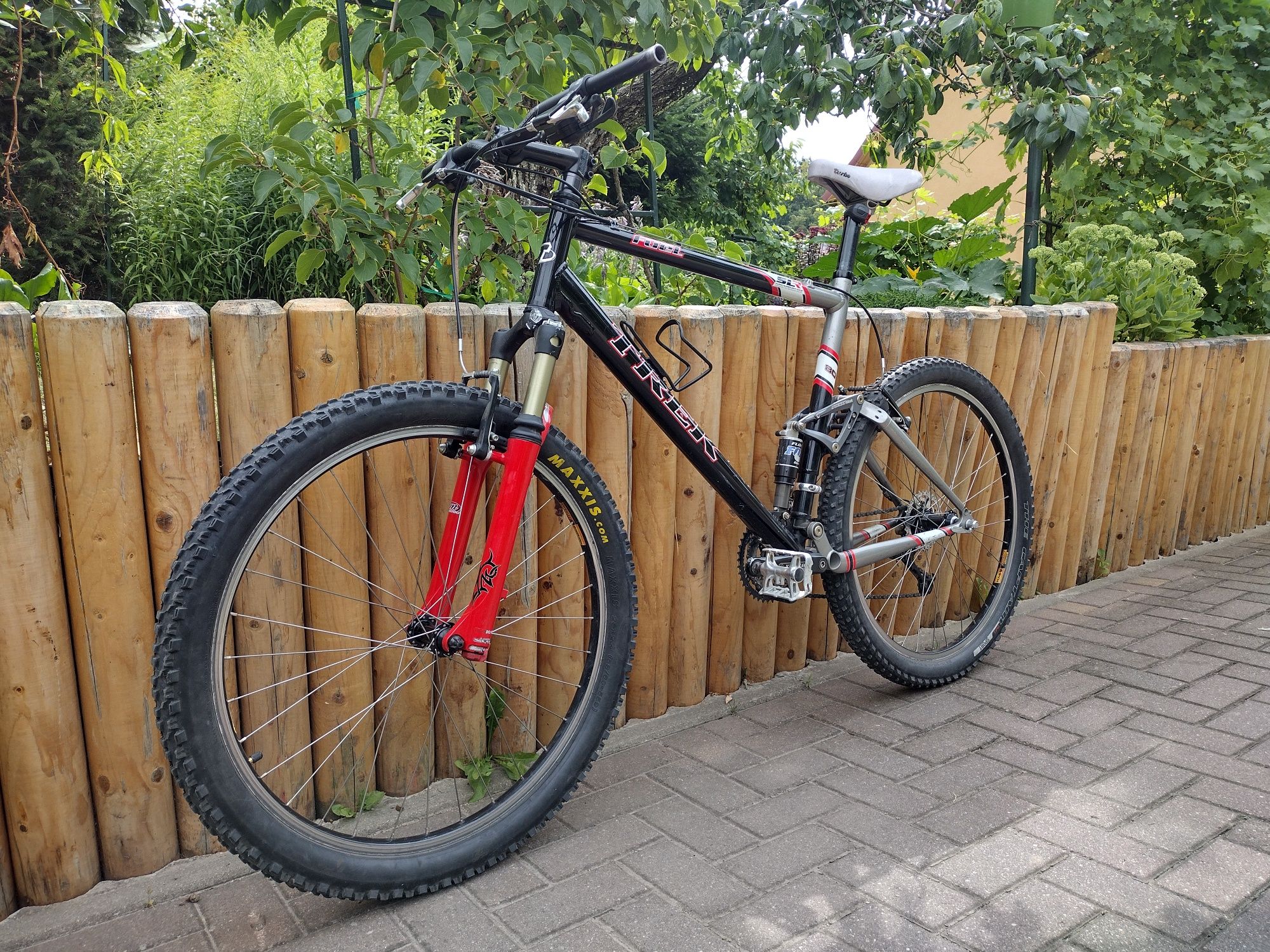 Trek Fuel SLR 80 Manitou FOX koła 26 rama 21,5 zamiana