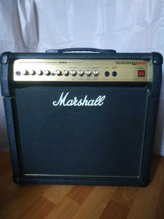 Комбопідсилювач для електрогітари Marshall AVT50