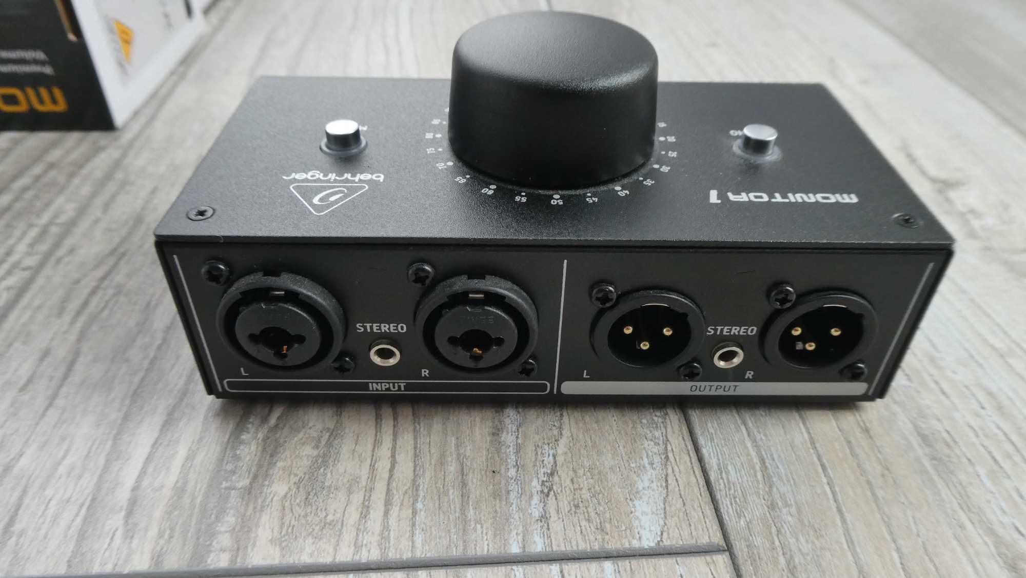 MONITOR1 Pasywny Monitor Stereo i Kontroler Głośności Behringer