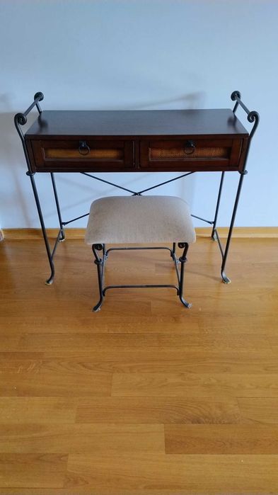 Meble Vinotti toaletka - taboret. lustro , konsola