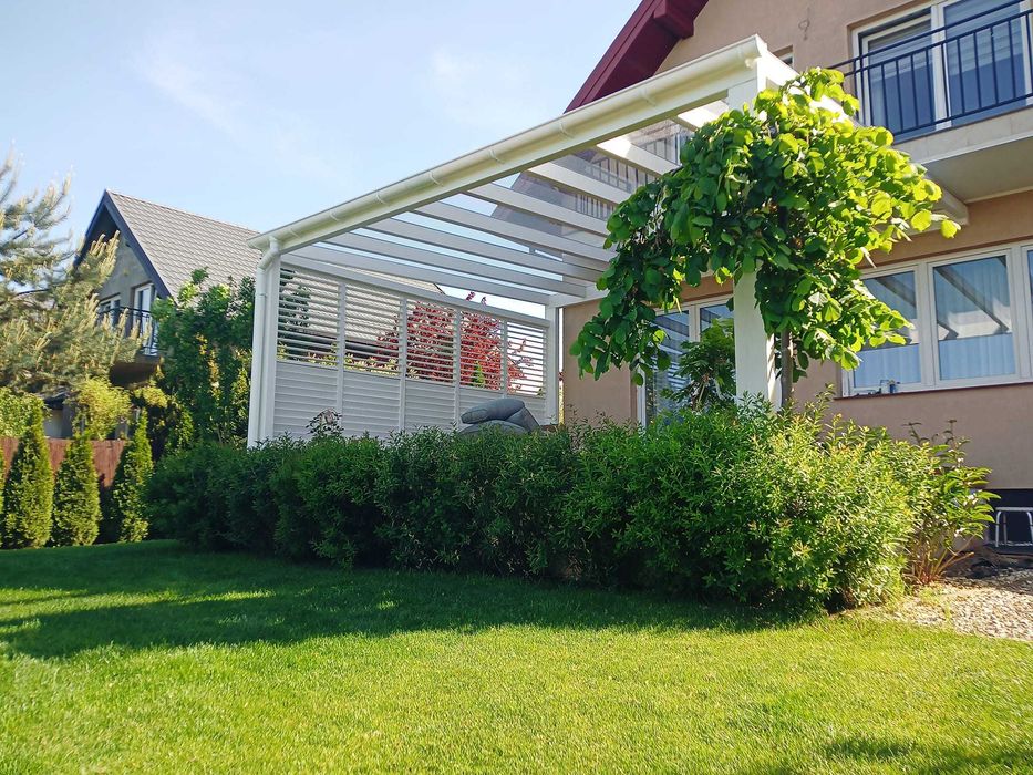 zadaszenie tarasu pergola dach taras drewniany poliwęglan 400x600