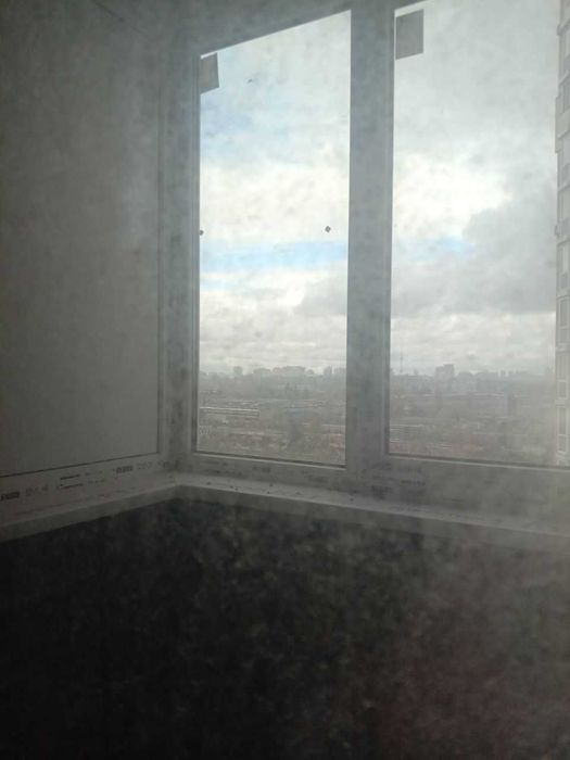 Студія 37м2 26500$ Київ, вул. Сім`ї Стешенків буд. 9 Робіть ремонт!