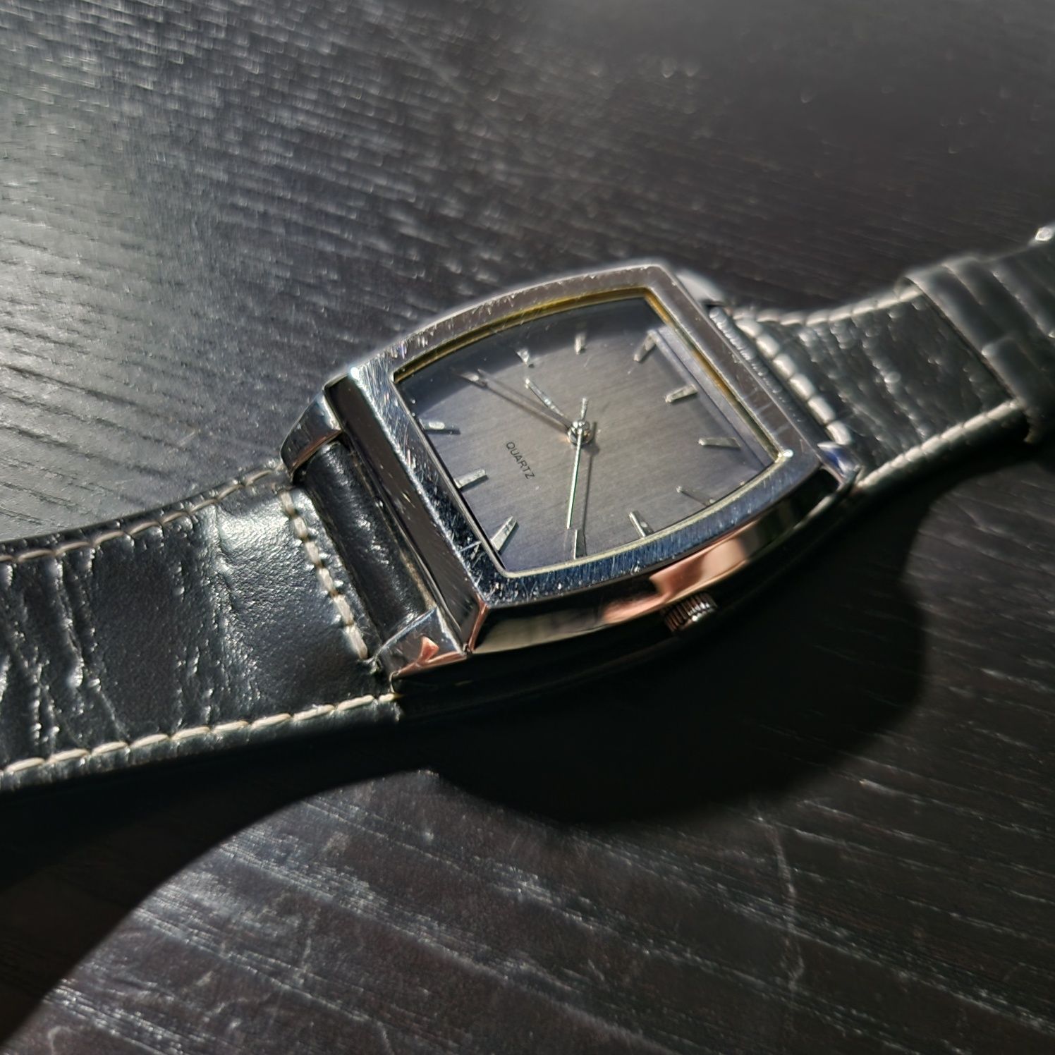 Relógio de pulso homem em otimo estado
Bracelete em couro
De alto qual