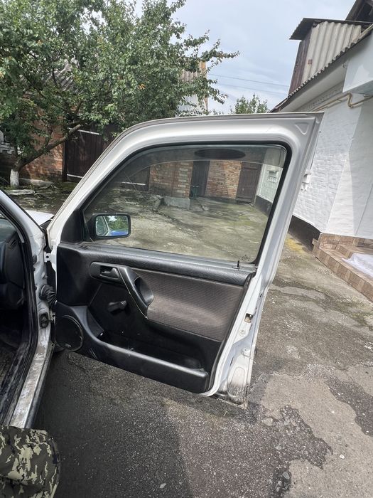 Продам Volkswagen Golf 1995 III покоління/Тур 1Н • 1.4 МТ (60 к.с.)