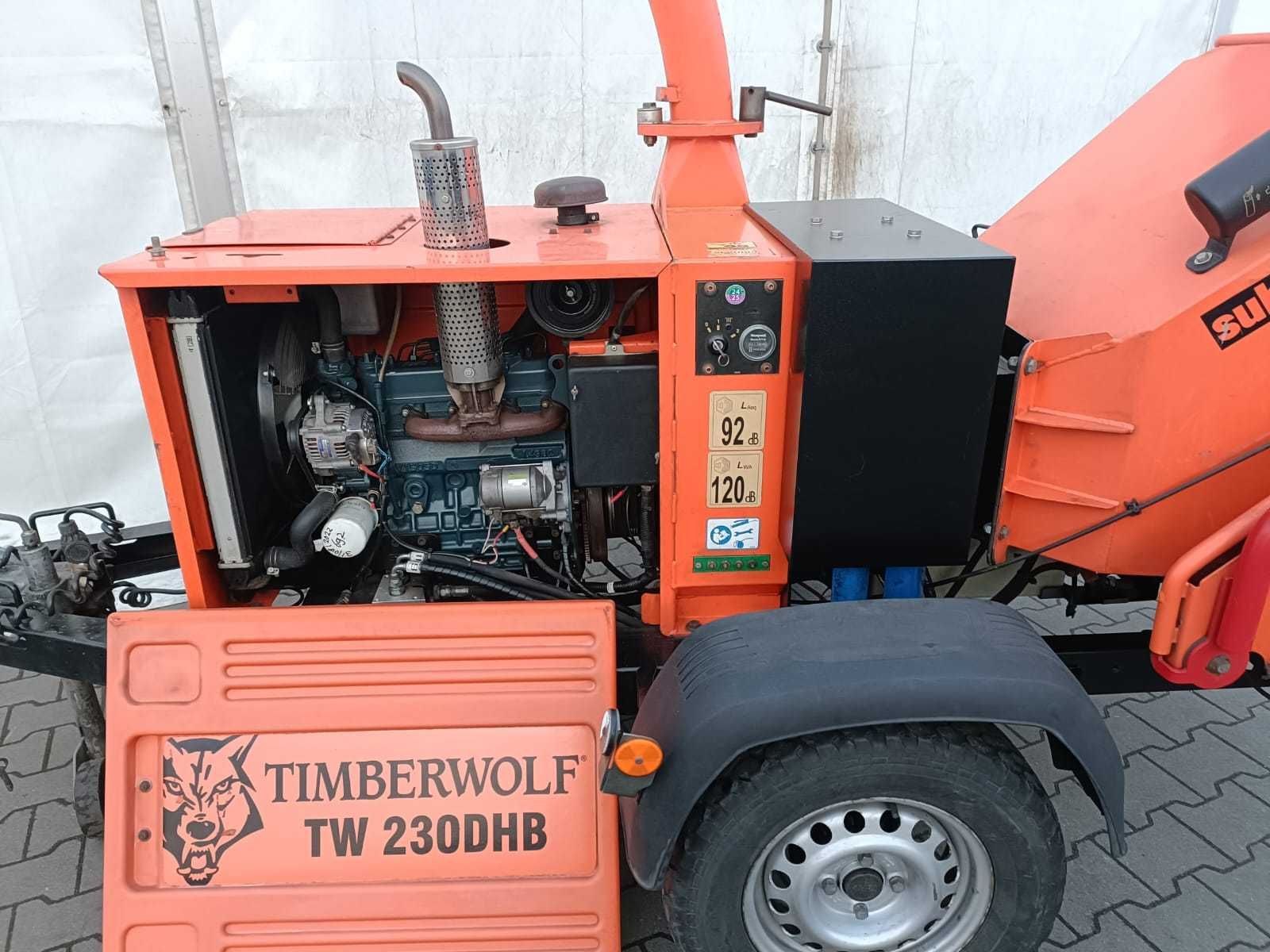 Mobilny rębak spalinowy TIMBERFWOLF TW230DHB diesel Kubota przyczepka
