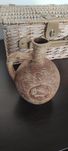 Wazon ceramiczny zdobiony z uchem