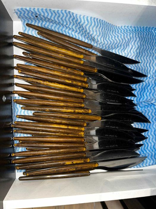 Conjunto de talheres 50 peças de cada