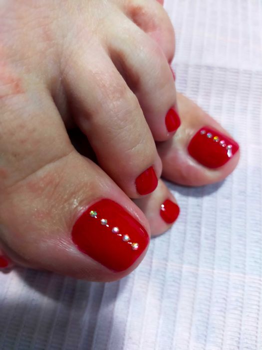 Манікюр/ Педикюр.  500 грн