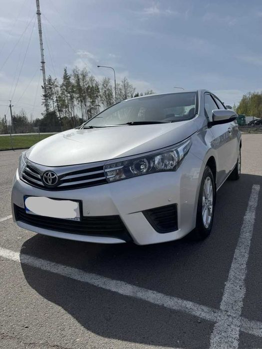 Продаж Toyota Corolla 2015