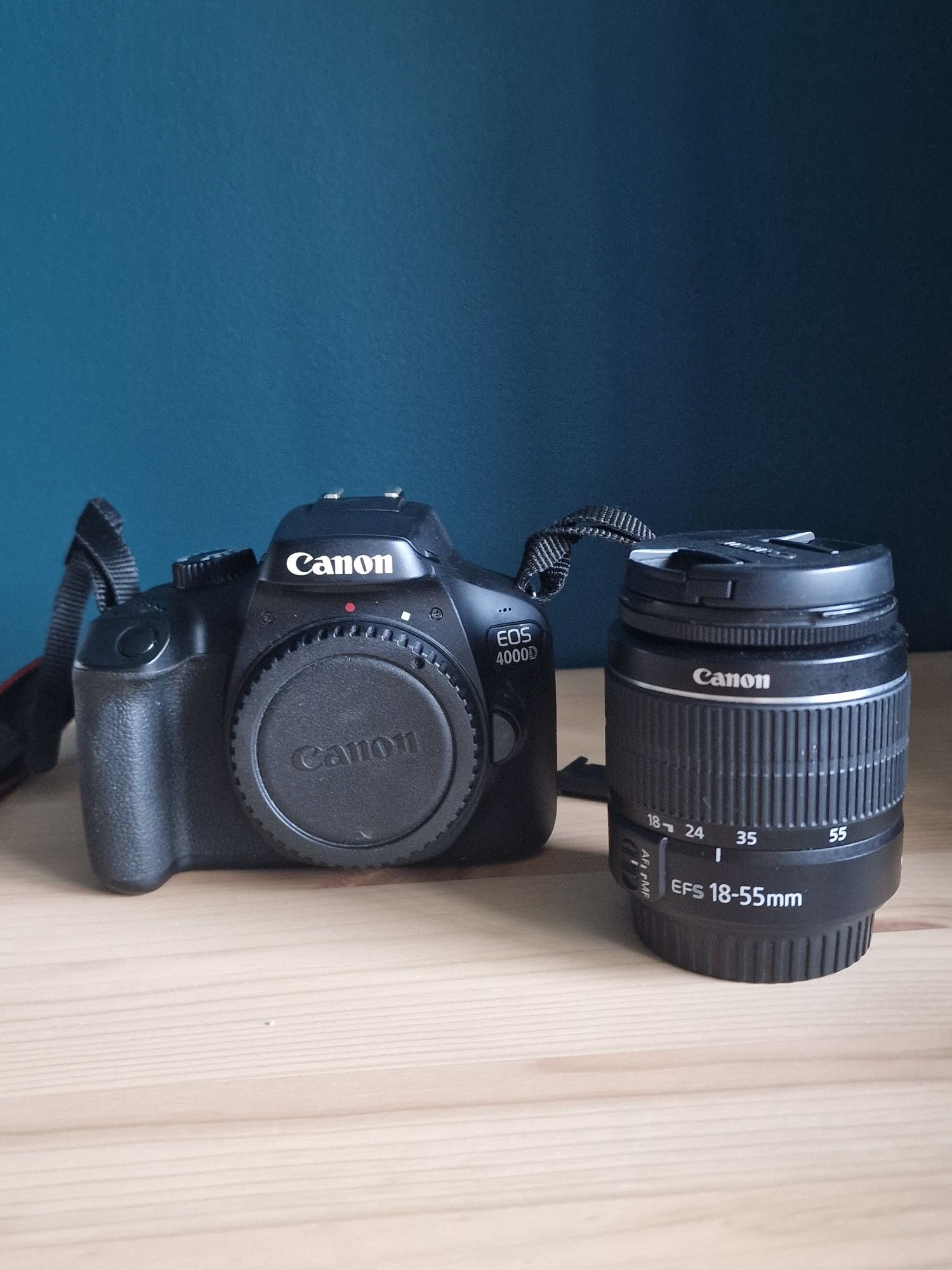 Canon eos4000D+obiektyw torba i filtr