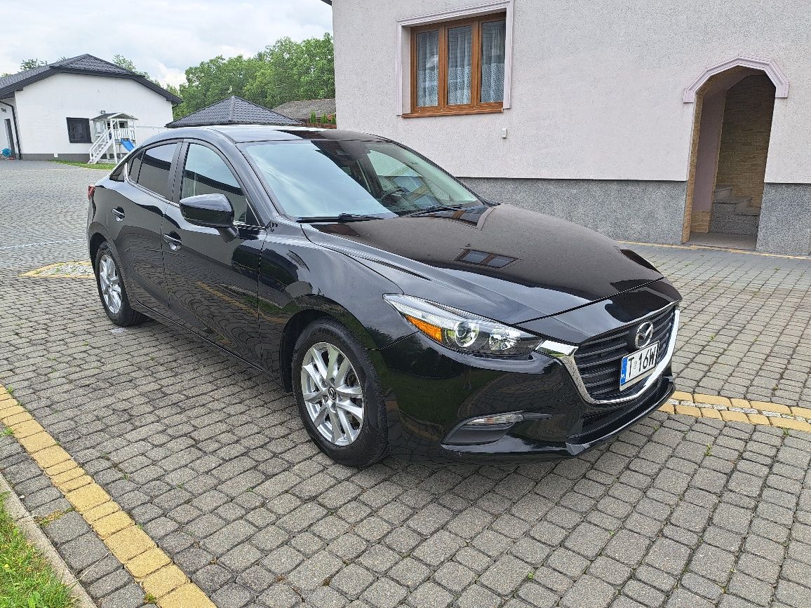 Mazda 3 2.0 B 2018 r sedan manual 6 biegów  Przebieg.114 tys