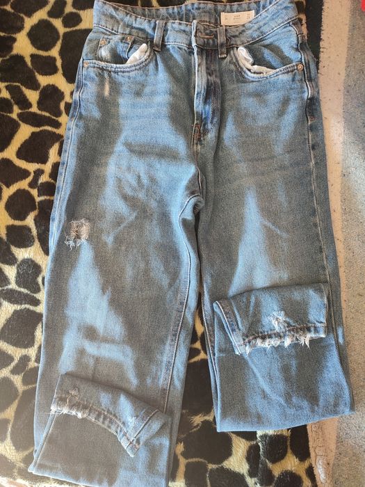 Conjunto de calças de ganga mom e Slim Fit tam 32 ao 34