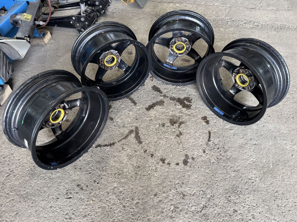 Диски 5/114.3R17 7,5J ЦО66.1 ЕТ40 Hyundai Megane Scenic Kia Mazda