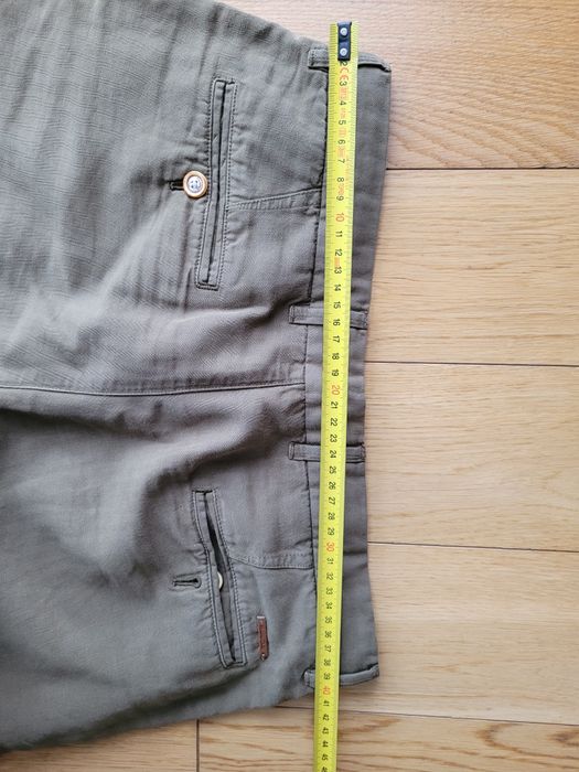 Letnie spodenki Massimo Dutti