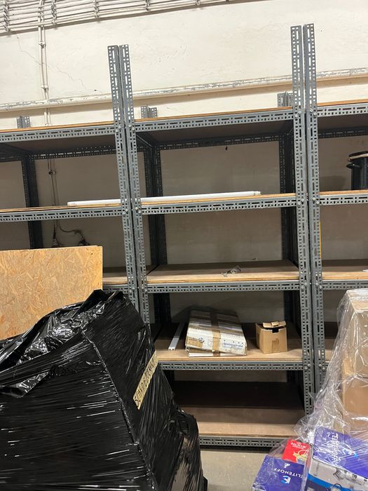 Sprzedam używane regały magazyn warsztat