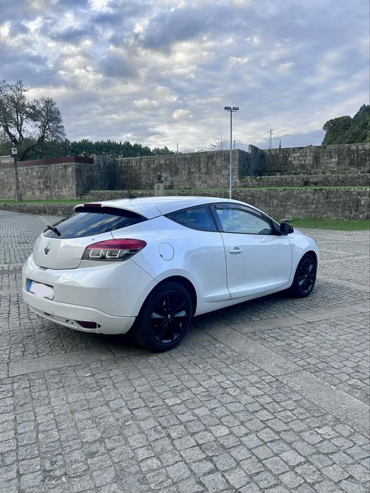Renault Megane Coupe - Bose Edition - full extras